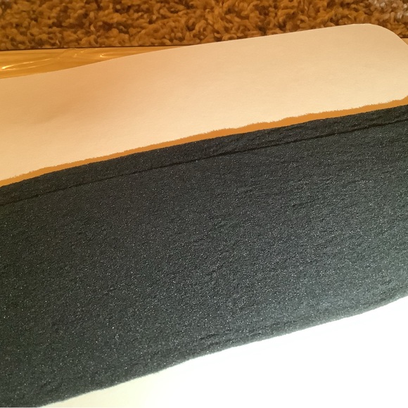 Hanes too day sheer control top pantyhose, color black, size: EF - Picture 12 of 12